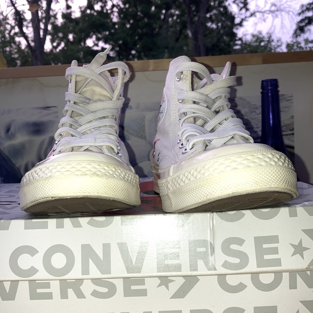 Comme De Garçon PLAY X Converse Hightop sneakers. - Picture 8 of 11